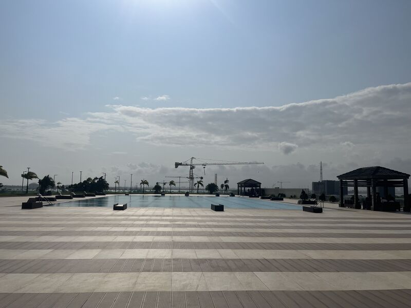 File:Pearltowerspool.jpg